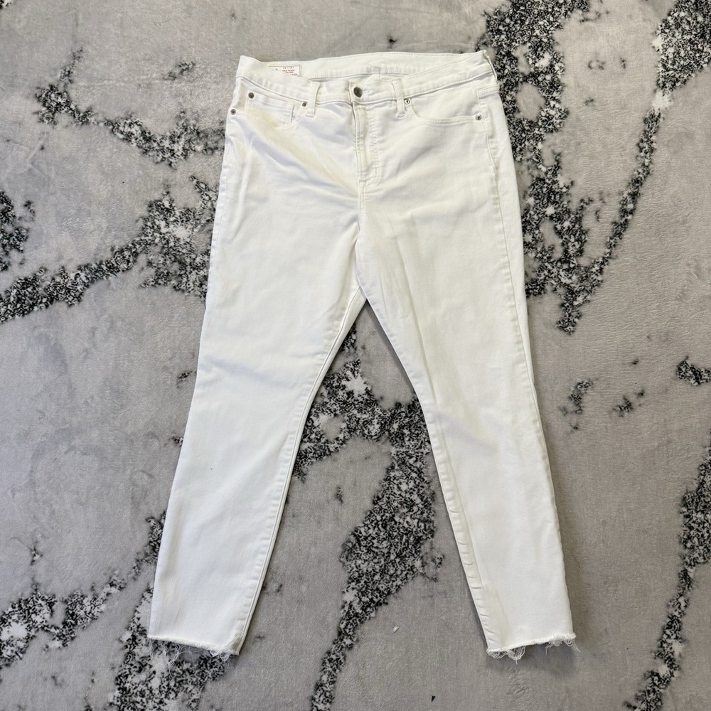 Gap Jeans Womens Sz 16 White True Skinny High Rise Cotton Blend Raw Hem Stretch
